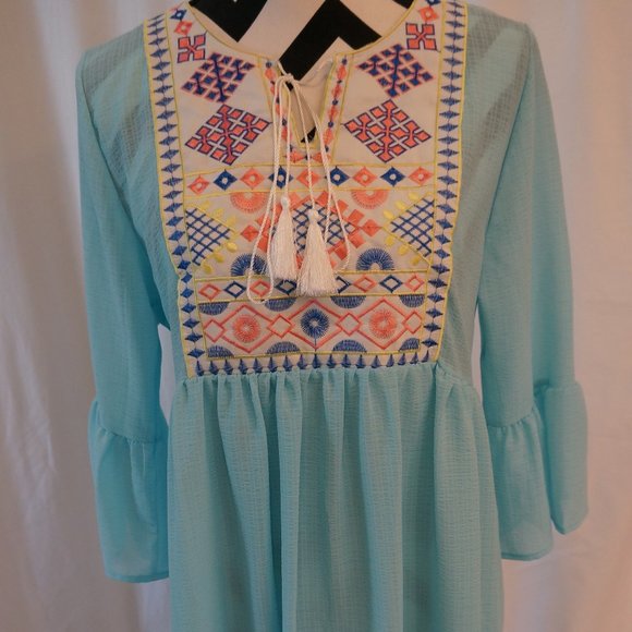 Flamingo Urban Floral Embroidery Bell Sleeve Dress - Picture 1 of 3